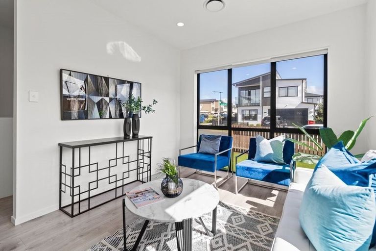 Photo of property in 51 Turret Lane, Hobsonville, Auckland, 0616