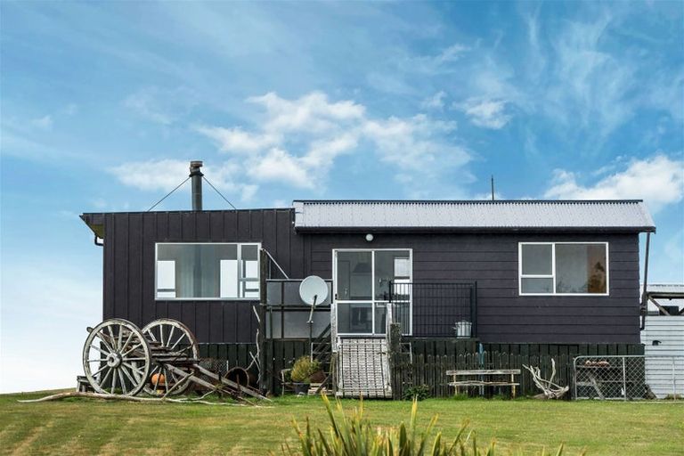 Photo of property in 13 Stafford Street, Hampden, 9410