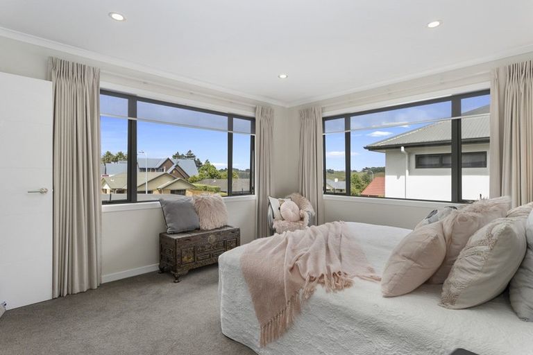 Photo of property in 9 Westview Place, Western Heights, Hamilton, 3200