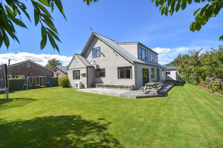 Photo of property in 36 Lanark Street, Mosgiel, 9024