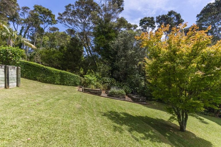 Photo of property in 14 Weldene Avenue, Glenfield, Auckland, 0629