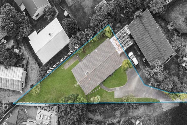 Photo of property in 2/9 Hydra Place, Glen Eden, Auckland, 0602