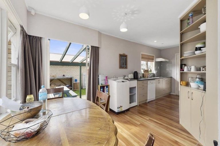 Photo of property in 26 Helena Road, Hillcrest, Hamilton, 3216