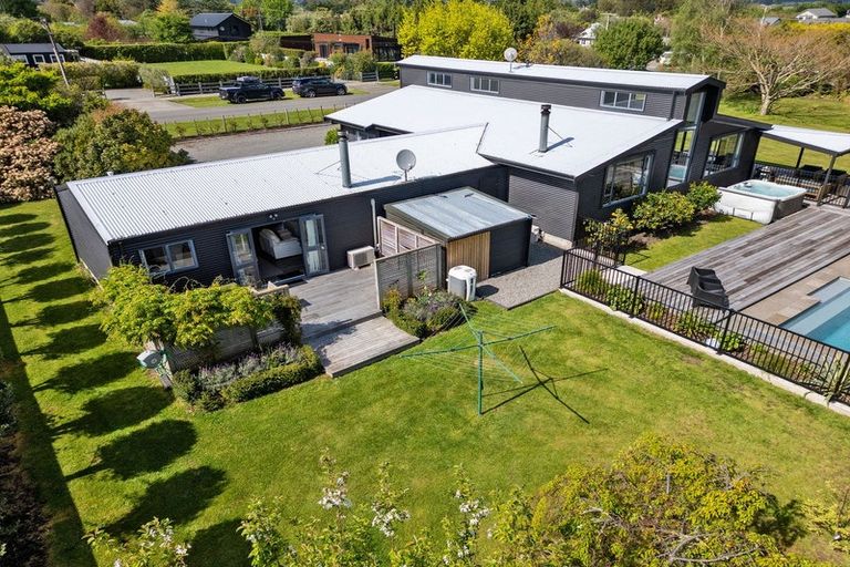 Photo of property in 17-19 Weld Street, Martinborough, 5711