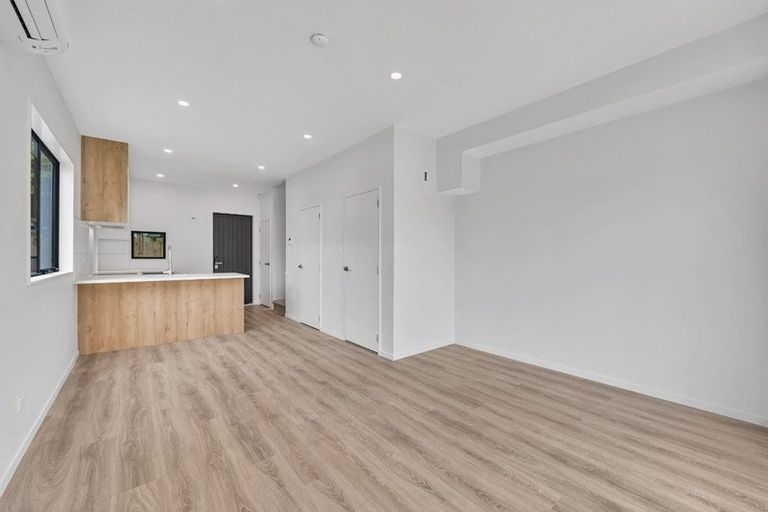 Photo of property in 14/345 Pakuranga Road, Pakuranga Heights, Auckland, 2010