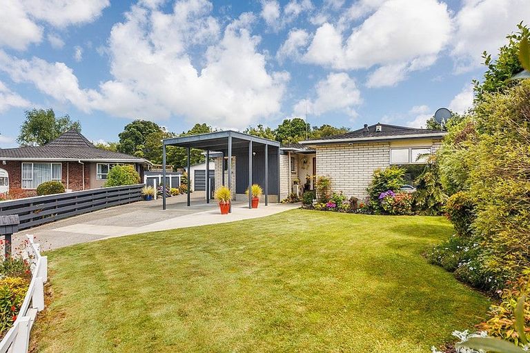 Photo of property in 3 Geraldine Crescent, Cloverlea, Palmerston North, 4412