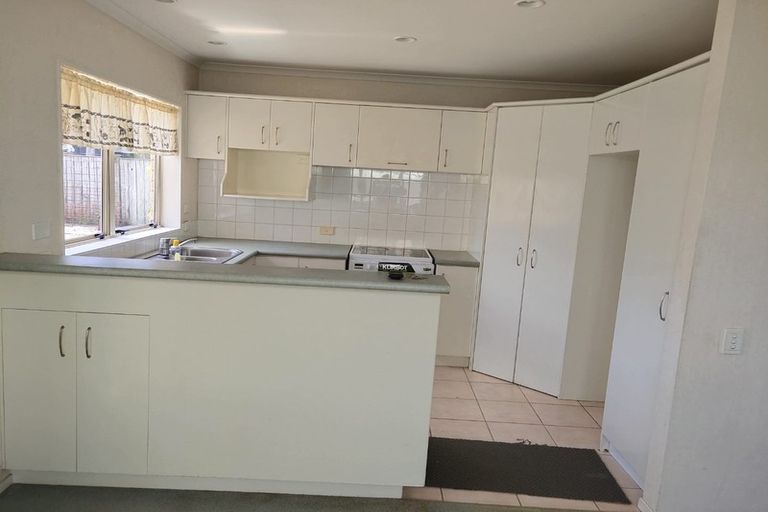 Photo of property in 2/108 Bob Charles Drive, Golflands, Auckland, 2013