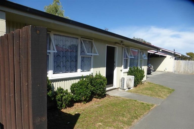 Photo of property in 2/129 Geraldine Street, Edgeware, Christchurch, 8013