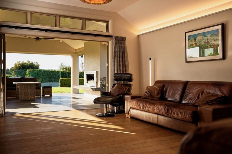 Photo of property in 129 Moffat Road, Bethlehem, Tauranga, 3110