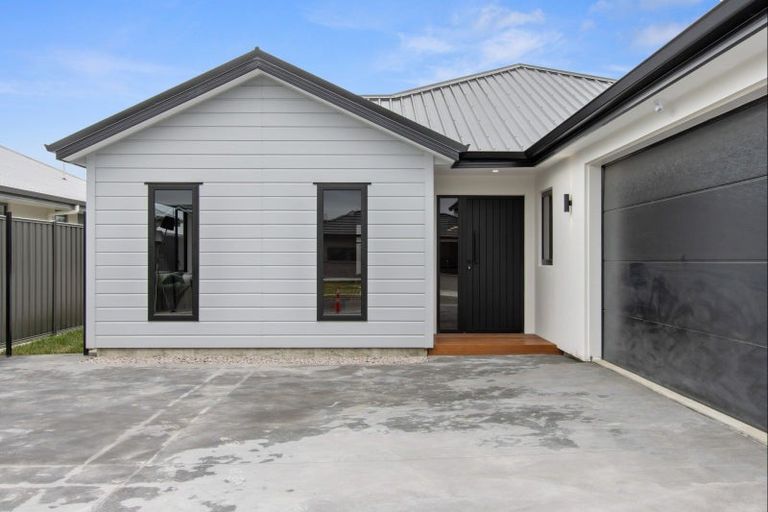 Photo of property in 8 Monowai Street, Poraiti, Napier, 4112
