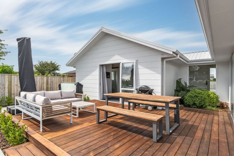 Photo of property in 10 Wycliffe Place, Solway, Masterton, 5810