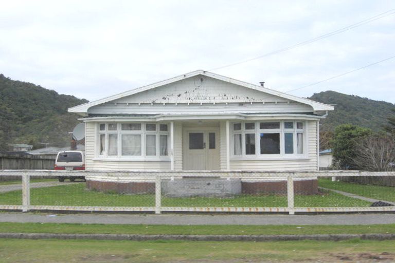 Photo of property in 33 Sturge Street, Cobden, Greymouth, 7802