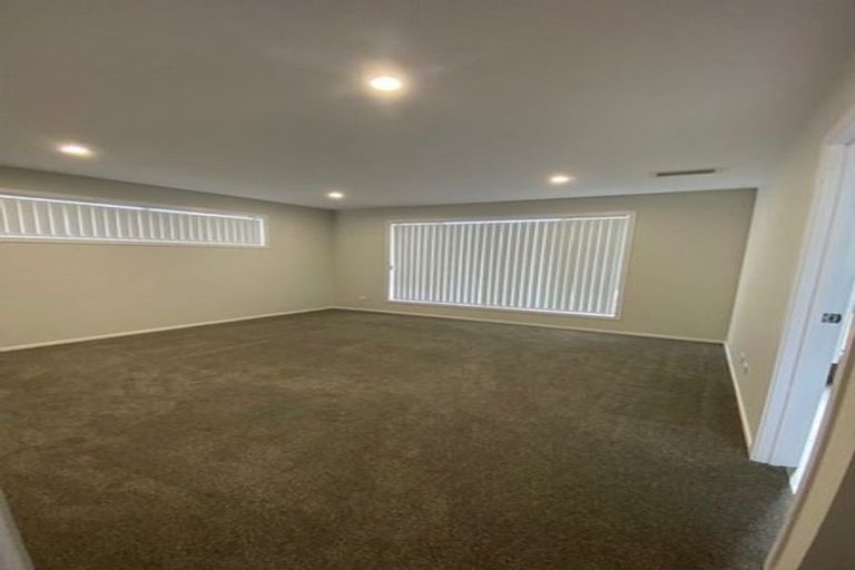 Photo of property in 33a View Road, Campbells Bay, Auckland, 0630