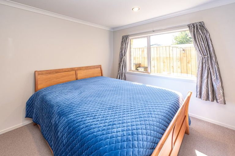 Photo of property in 16 Gilligan Close, College Estate, Whanganui, 4500