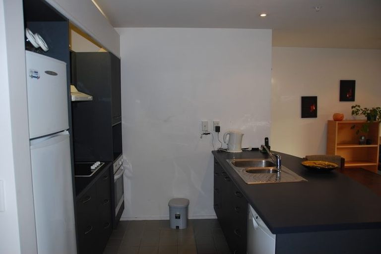 Photo of property in St Peters Apartments, 9e/192 Willis Street, Te Aro, Wellington, 6011