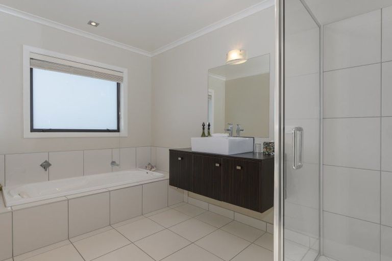 Photo of property in 31 Condor Drive, Pyes Pa, Tauranga, 3112