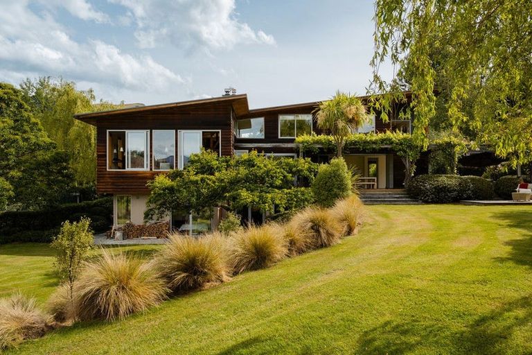 Photo of property in 17 Littles Road, Coronet Peak, Queenstown, 9371