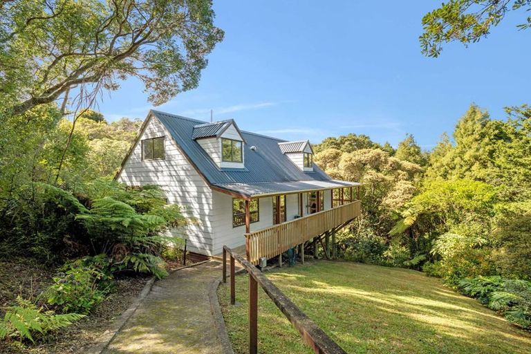 Photo of property in 37 Panorama Drive, Parahaki, Whangarei, 0112