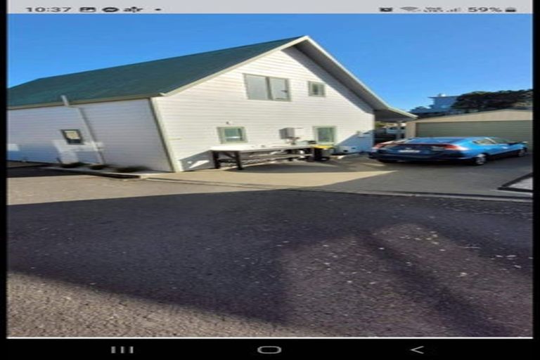 Photo of property in 102a Wexford Road, Miramar, Wellington, 6022