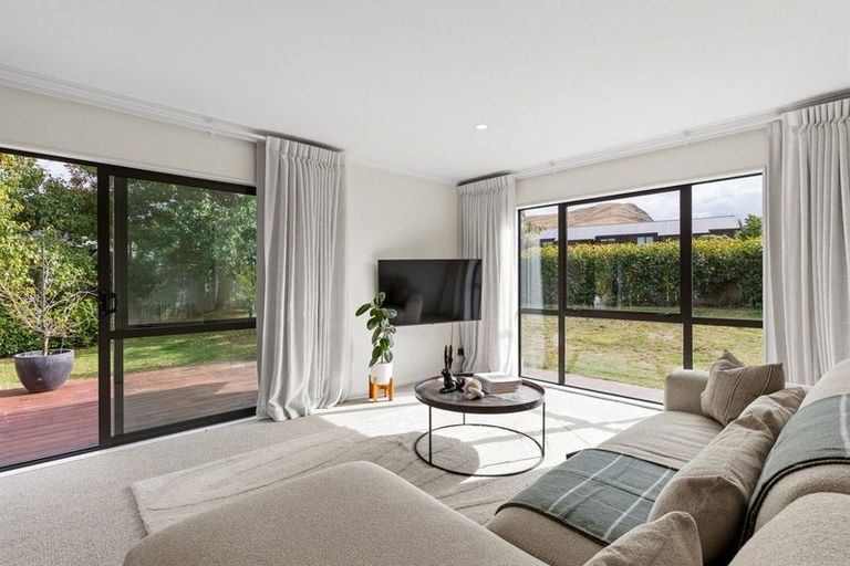 Photo of property in 10 Erskine Street, Lake Hayes, Queenstown, 9304