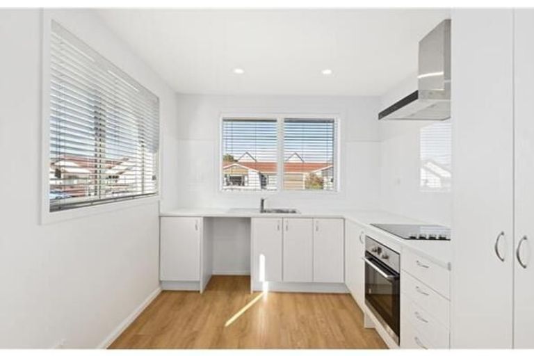 Photo of property in 18 Dallas Street, Riccarton, Christchurch, 8041