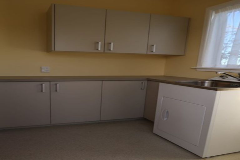 Photo of property in 168 The Ridgeway, Mornington, Wellington, 6021