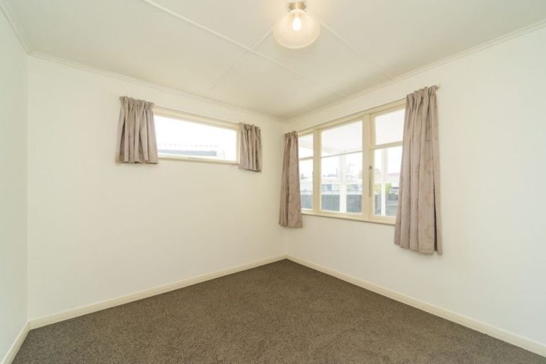 Photo of property in 21 Salisbury Avenue, Terrace End, Palmerston North, 4410