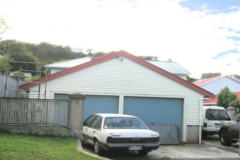 Photo of property in 46 Allington Road, Karori, Wellington, 6012