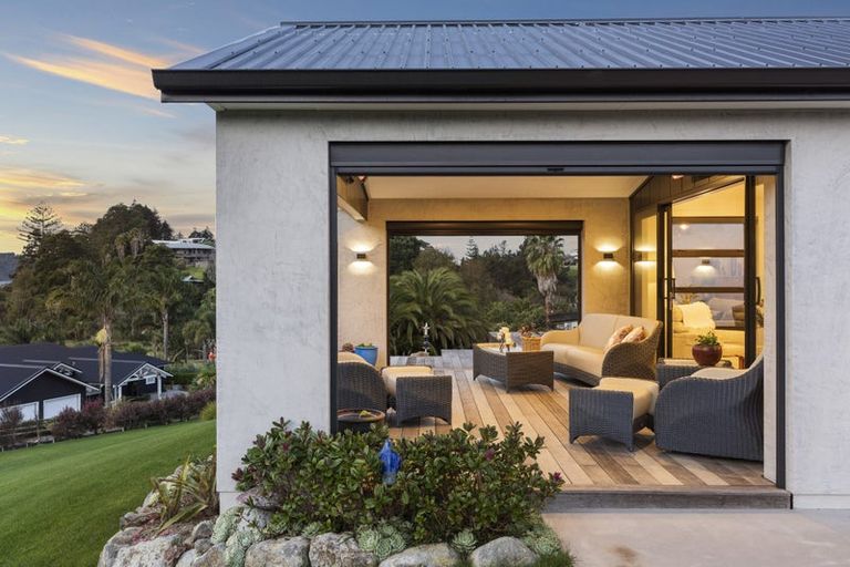 Photo of property in 19 Titoki Lane, Whangamata, 3691