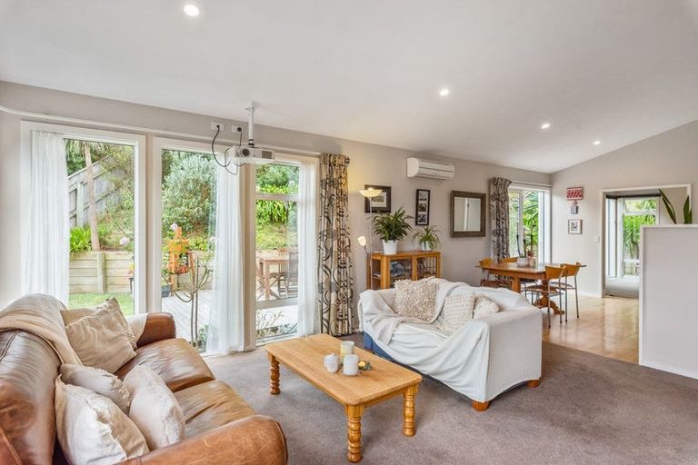 Photo of property in 6 Telford Way, Raumati Beach, Paraparaumu, 5032