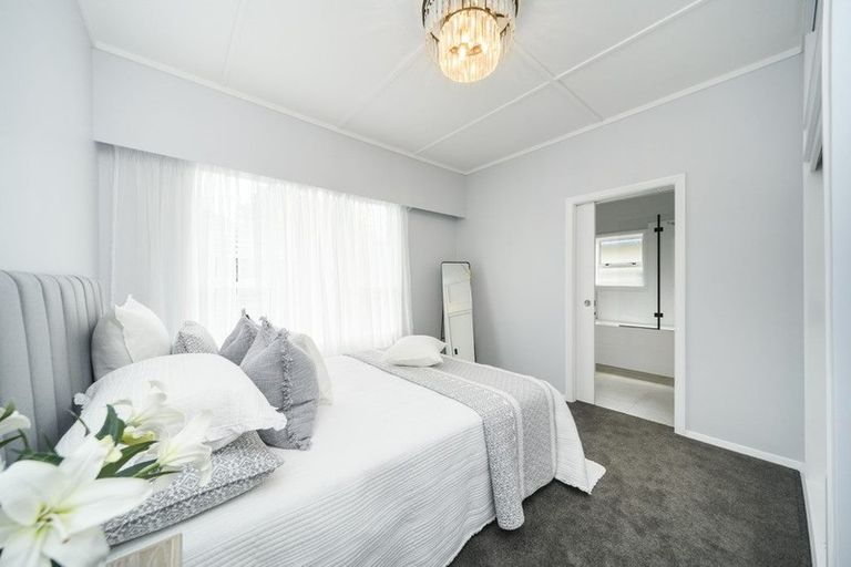 Photo of property in 29 Limbrick Street, Terrace End, Palmerston North, 4410