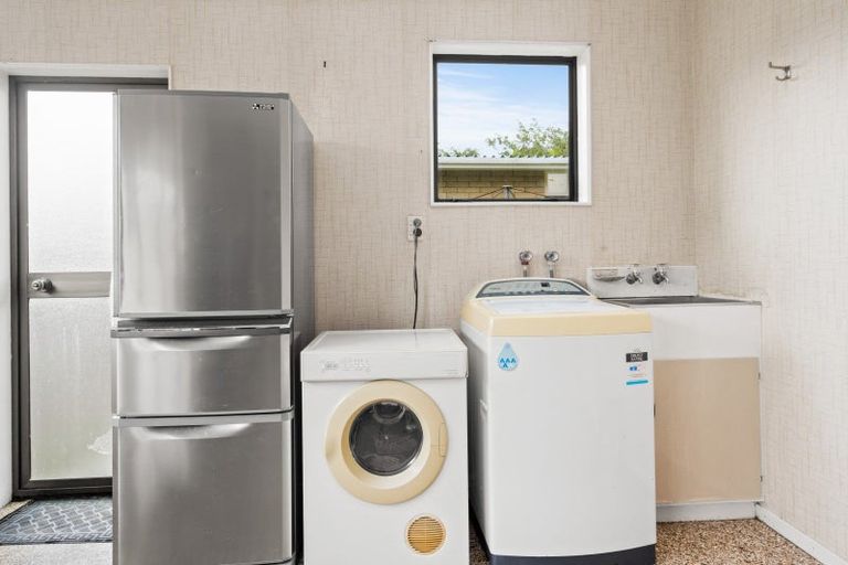 Photo of property in 8a Carr Street, Te Kamo, Whangarei, 0112