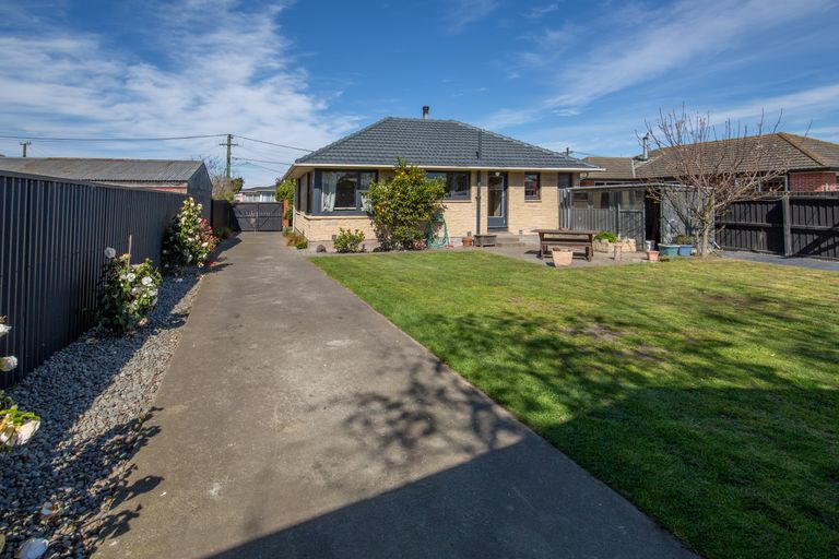 Photo of property in 229 Shortland Street, Aranui, Christchurch, 8061