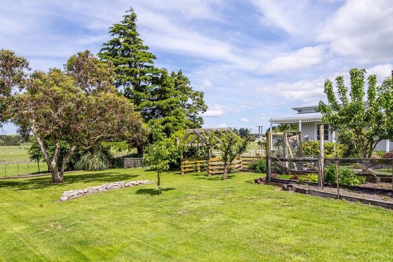 Photo of property in 97 Tataramoa Road, Matamau, Dannevirke, 4977