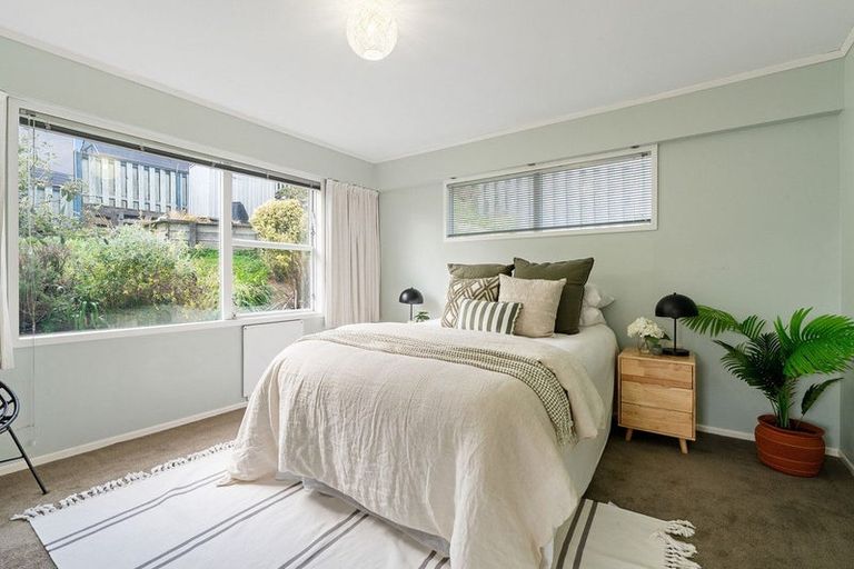 Photo of property in 7 Chisbury Street, Churton Park, Wellington, 6037