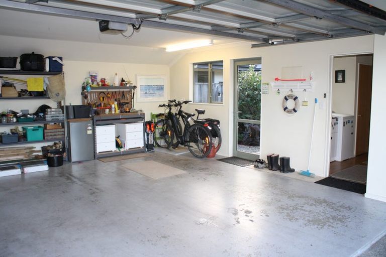 Photo of property in 14 Glenaven Drive, Motueka, 7120