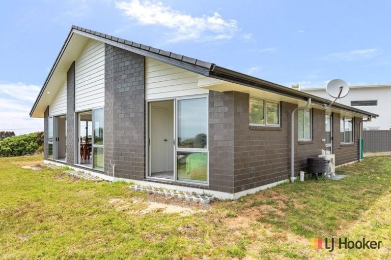 Photo of property in 93b Beach Road, Waihi Beach, 3611