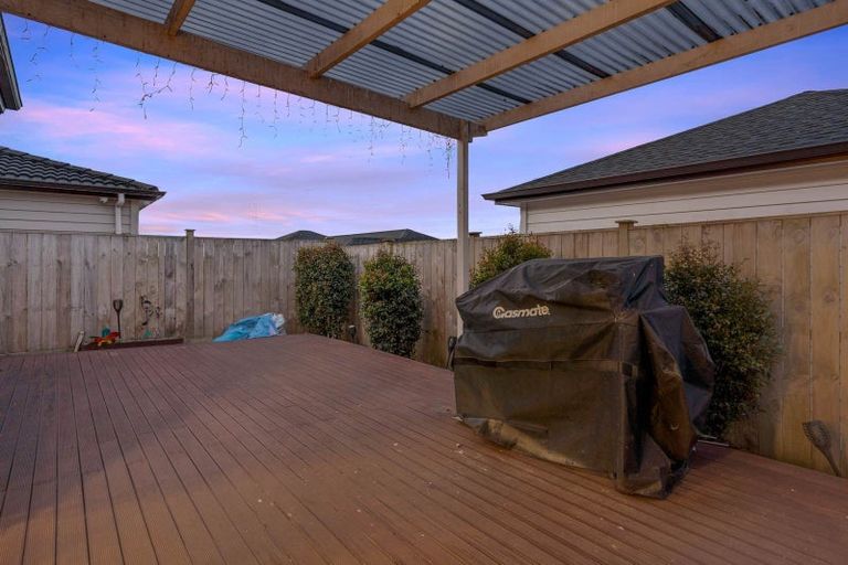 Photo of property in 54 Tir Conaill Avenue, Flat Bush, Auckland, 2019