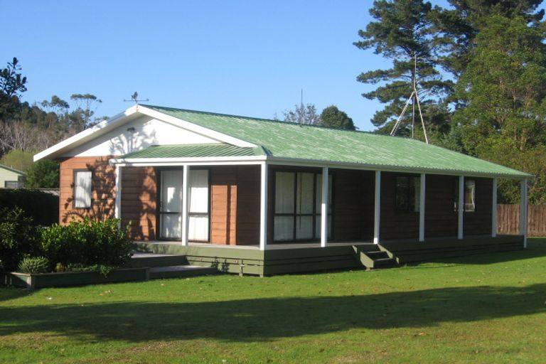 Photo of property in 100 Goldfields Drive, Matarangi, Whitianga, 3592