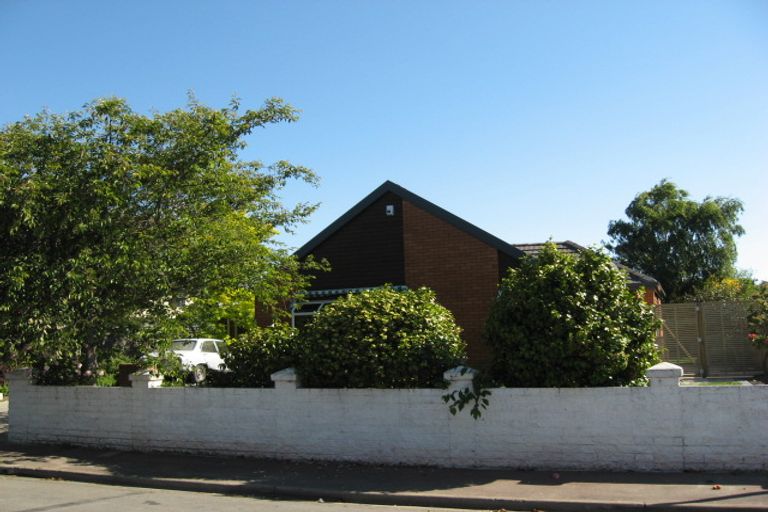 Photo of property in 3 Crosdale Place, Burnside, Christchurch, 8042