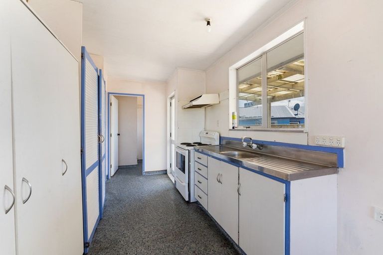 Photo of property in 27 Heather Street, Levin, 5510