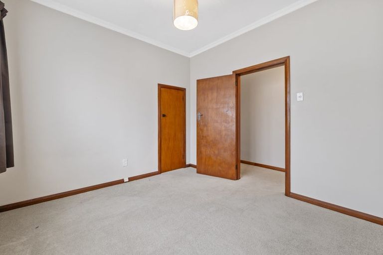 Photo of property in 91 Tukapa Street, Westown, New Plymouth, 4310