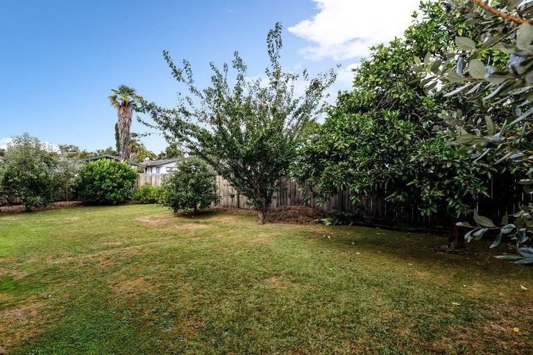 Photo of property in 23 Holloway Place, Forest Lake, Hamilton, 3200