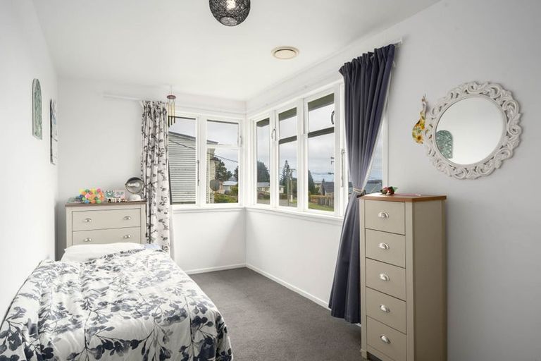 Photo of property in 58 Leicester Street, Cannons Creek, Porirua, 5024