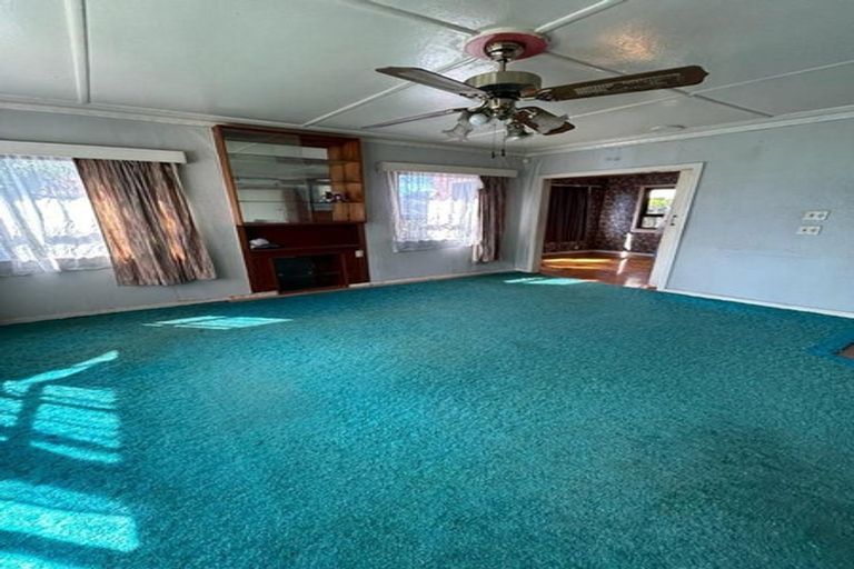 Photo of property in 166 Great South Road, Drury, 2113