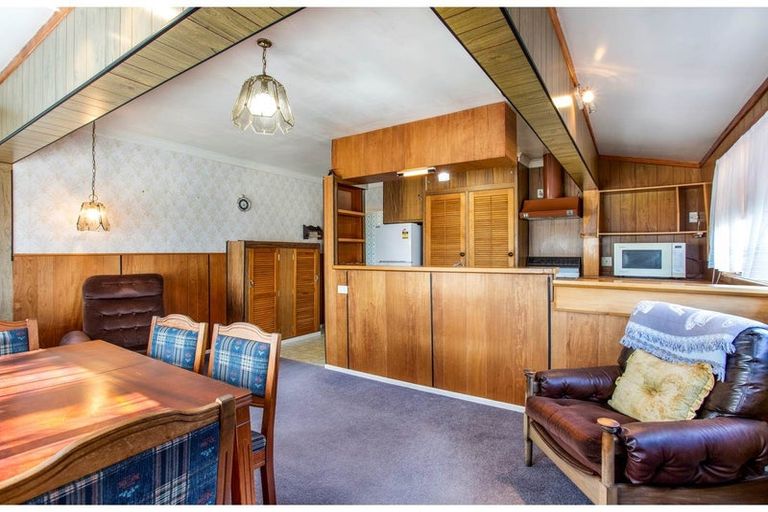 Photo of property in 20 Koromiko Street, New Lynn, Auckland, 0600