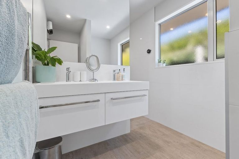 Photo of property in 84 Metehau Street, Marshland, Christchurch, 8083