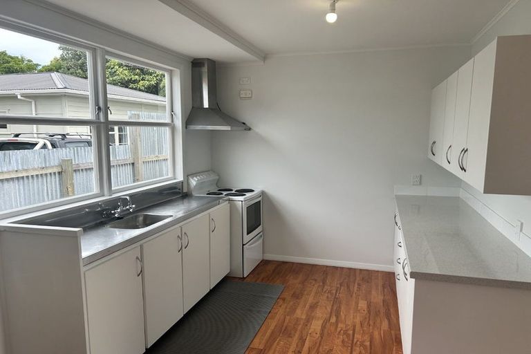 Photo of property in 1 Hariata Street, Otaki, 5512