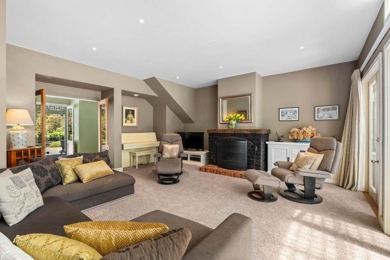 Photo of property in 72a Ahikouka Road, Ahikouka, Greytown, 5794