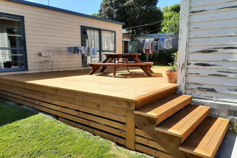 Photo of property in 17 Islington Street, North East Valley, Dunedin, 9010